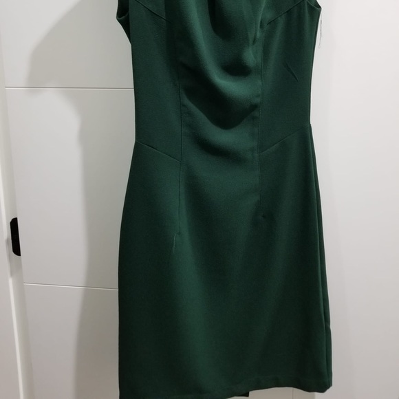 Gorgeous green H&M dress - never worn - Picture 3 of 7